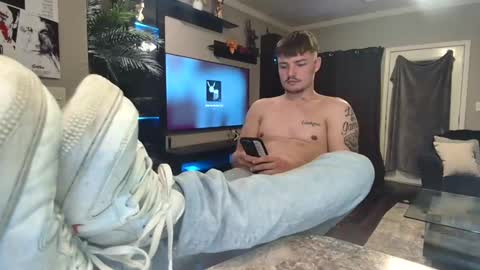 Riley online show from October 2025 03:40:01 AM