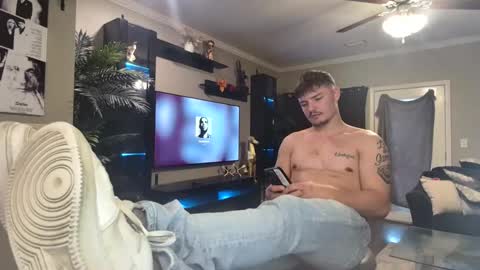 Riley online show from October 2025 10:04:02 PM