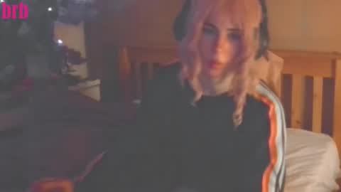 Snapshot of notyourfemboi chatting on October 2025 01:11:01 AM Lucy online show from October 2025 01:11:01 AM