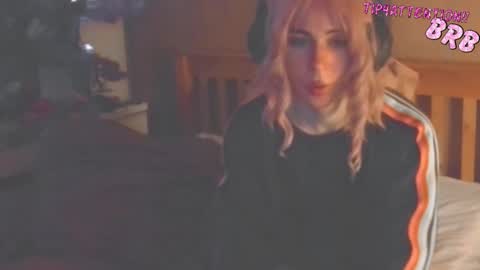 Snapshot of notyourfemboi chatting on December 2025 10:03:01 PM Lucy online show from December 2025 10:03:01 PM