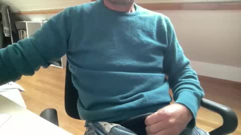 Snapshot of noux69 chatting on September 2025 12:19:01 PM noux69 online show from September 2025 12:19:01 PM