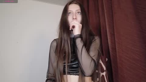 Snapshot of nova_charlotte chatting on July 2026 04:04:01 AM Charlotte online show from July 2026 04:04:01 AM