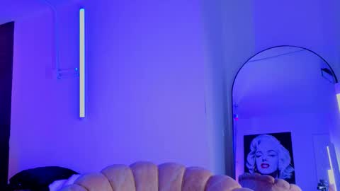 Nova Salvatore online show from March 2026 01:31:02 AM