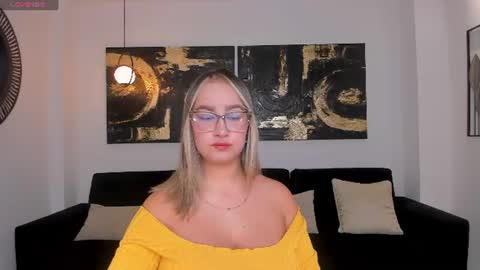 Snapshot of novasinclairx chatting on July 2026 12:07:01 PM Nova Sinclair online show from July 2026 12:07:01 PM