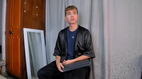 Nova online show from January 2025 04:37:02 AM