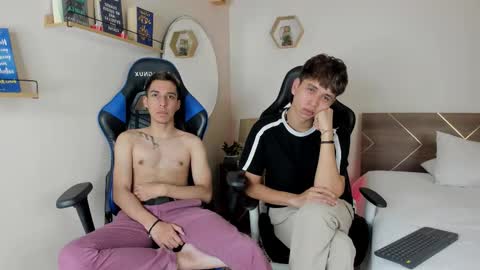 NovayBrian online show from November 2025 10:08:02 PM