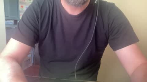 Snapshot of novio_muyalto chatting on December 2025 07:43:01 PM novio_muyalto online show from December 2025 07:43:01 PM