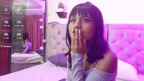 NubesNubladas online show from September 2025 03:29:01 AM