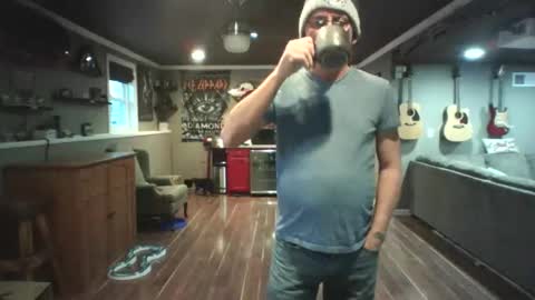 Snapshot of nudistguy194549 chatting on December 2025 09:00:01 PM Nudistguy online show from December 2025 09:00:01 PM