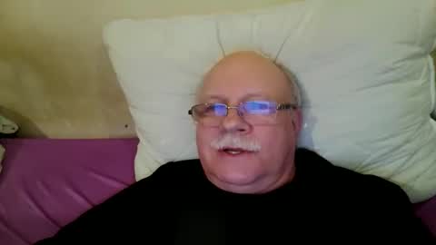 nukiss online show from February 2025 09:05:02 PM