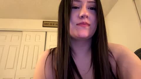 numb_nut_ online show from January 2025 04:29:01 AM