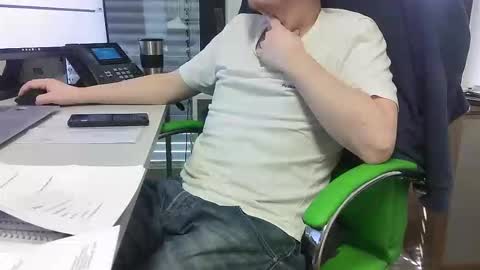 Snapshot of numlove chatting on April 2026 12:18:02 PM Slave for Mistress and Master online show from April 2026 12:18:02 PM