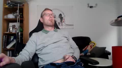 Snapshot of nursefan chatting on October 2025 03:46:02 PM nursefan online show from October 2025 03:46:02 PM