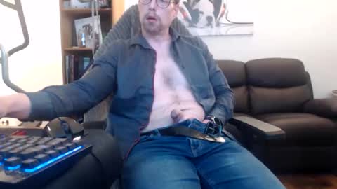 Snapshot of nursefan chatting on November 2025 05:45:02 PM nursefan online show from November 2025 05:45:02 PM