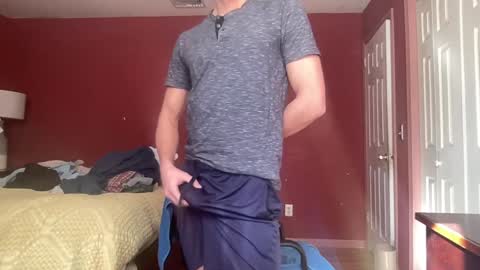 Snapshot of nyc2100 chatting on February 2025 04:58:01 PM Your HOTBF online show from February 2025 04:58:01 PM