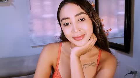 Nycole online show from December 2025 08:28:02 PM