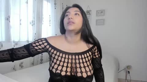 Snapshot of nykhor_paul chatting on March 2025 11:33:01 AM Vanessa online show from March 2025 11:33:01 AM