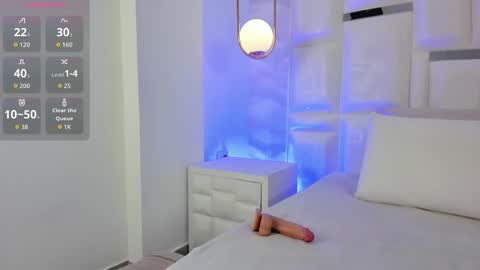 Snapshot of nyla_azura chatting on December 2025 02:03:01 PM Nyla online show from December 2025 02:03:01 PM