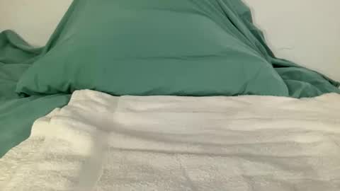 Snapshot of nylonxx chatting on October 2025 11:40:01 AM Sissy slut online show from October 2025 11:40:01 AM