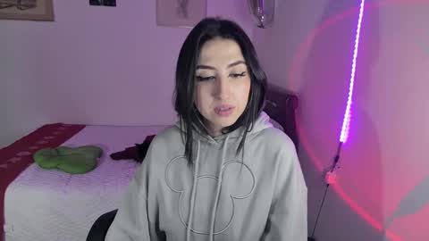 Snapshot of nymph_frida chatting on December 2024 12:05:01 PM Frida online show from December 2024 12:05:01 PM