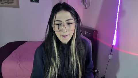 Snapshot of nymph_frida chatting on January 2025 06:56:02 AM Frida online show from January 2025 06:56:02 AM