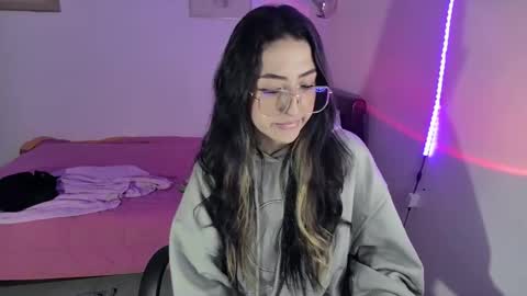 Snapshot of nymph_frida chatting on February 2025 05:31:01 AM Frida online show from February 2025 05:31:01 AM