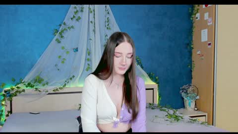 Kat online show from December 2024 07:36:01 PM