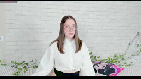 Kat online show from November 2025 09:31:01 AM