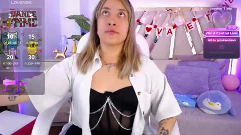 Alex   .    online show from March 2025 01:53:02 AM