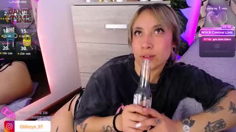 Alex   .    online show from March 2025 08:07:01 AM