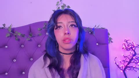   online show from December 2024 03:11:01 PM