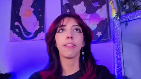   online show from November 2025 02:17:01 PM