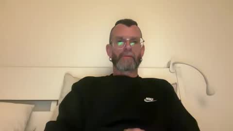 Snapshot of o_johnny_deep_o chatting on November 2025 09:04:01 PM Jonathan Deep online show from November 2025 09:04:01 PM