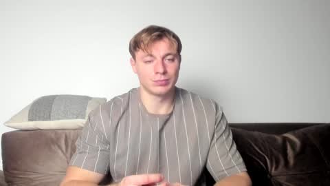 Snapshot of o_r_b_i_t chatting on December 2024 04:38:01 PM o_r_b_i_t online show from December 2024 04:38:01 PM