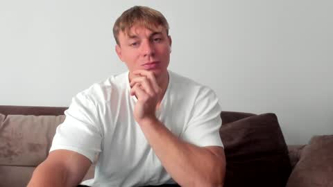 Snapshot of o_r_b_i_t chatting on January 2025 01:56:02 PM o_r_b_i_t online show from January 2025 01:56:02 PM