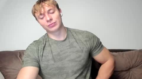 Snapshot of o_r_b_i_t chatting on February 2025 04:48:02 PM o_r_b_i_t online show from February 2025 04:48:02 PM