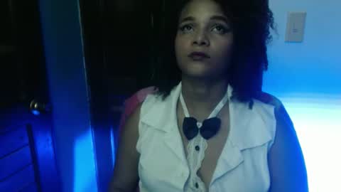obedient_curls online show from October 2025 07:35:02 PM