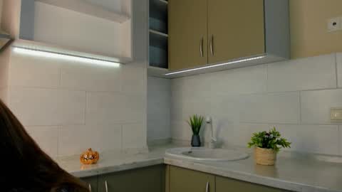 Bella online show from March 2026 03:18:01 PM