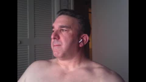 Snapshot of oceanmanx chatting on January 2025 03:24:02 AM Ocean online show from January 2025 03:24:02 AM
