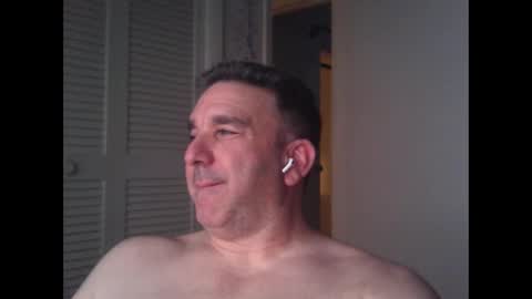 Snapshot of oceanmanx chatting on January 2025 04:28:02 AM Ocean online show from January 2025 04:28:02 AM