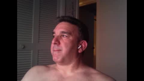 Snapshot of oceanmanx chatting on October 2025 03:28:02 AM Ocean online show from October 2025 03:28:02 AM