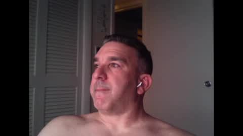 Snapshot of oceanmanx chatting on October 2025 03:06:01 AM Ocean online show from October 2025 03:06:01 AM