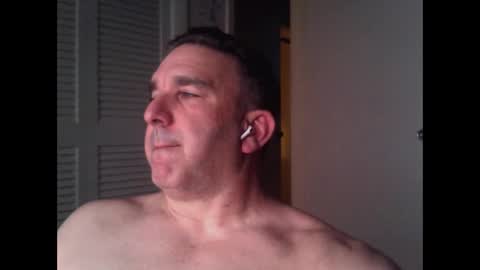 Snapshot of oceanmanx chatting on October 2025 02:56:02 AM Ocean online show from October 2025 02:56:02 AM