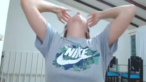 Snapshot of odette_brigh_ chatting on January 2025 12:02:01 AM Val online show from January 2025 12:02:01 AM