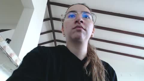 Snapshot of odette_brigh_ chatting on February 2025 01:37:02 PM Val online show from February 2025 01:37:02 PM