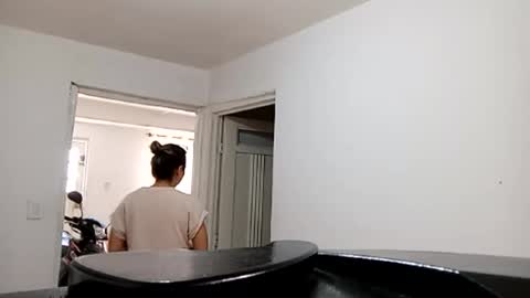 Snapshot of odette_brigh_ chatting on September 2025 08:03:01 PM Val online show from September 2025 08:03:01 PM