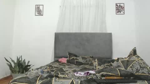 Snapshot of odette_brigh_ chatting on October 2025 08:30:02 PM Val online show from October 2025 08:30:02 PM