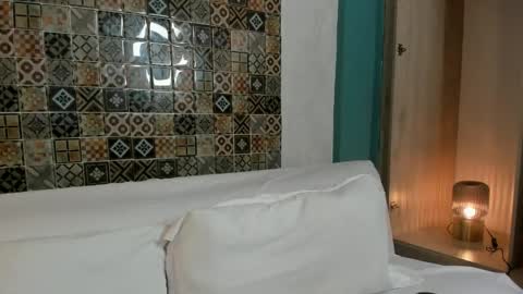 Ana  online show from September 2025 11:10:01 AM