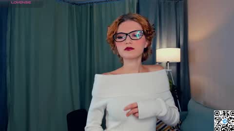 Snapshot of odettechurchwell chatting on November 2025 03:49:02 AM Eli online show from November 2025 03:49:02 AM