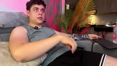 Snapshot of odin_blake chatting on November 2025 02:35:01 AM ODIN online show from November 2025 02:35:01 AM